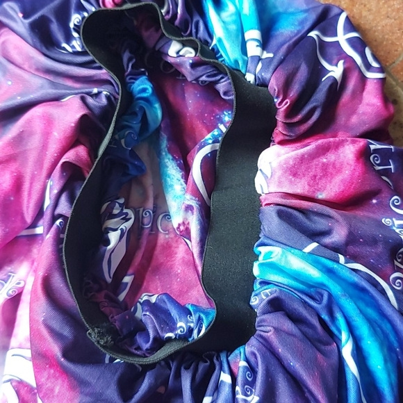 Bonnet capricorn - Picture 2 of 4